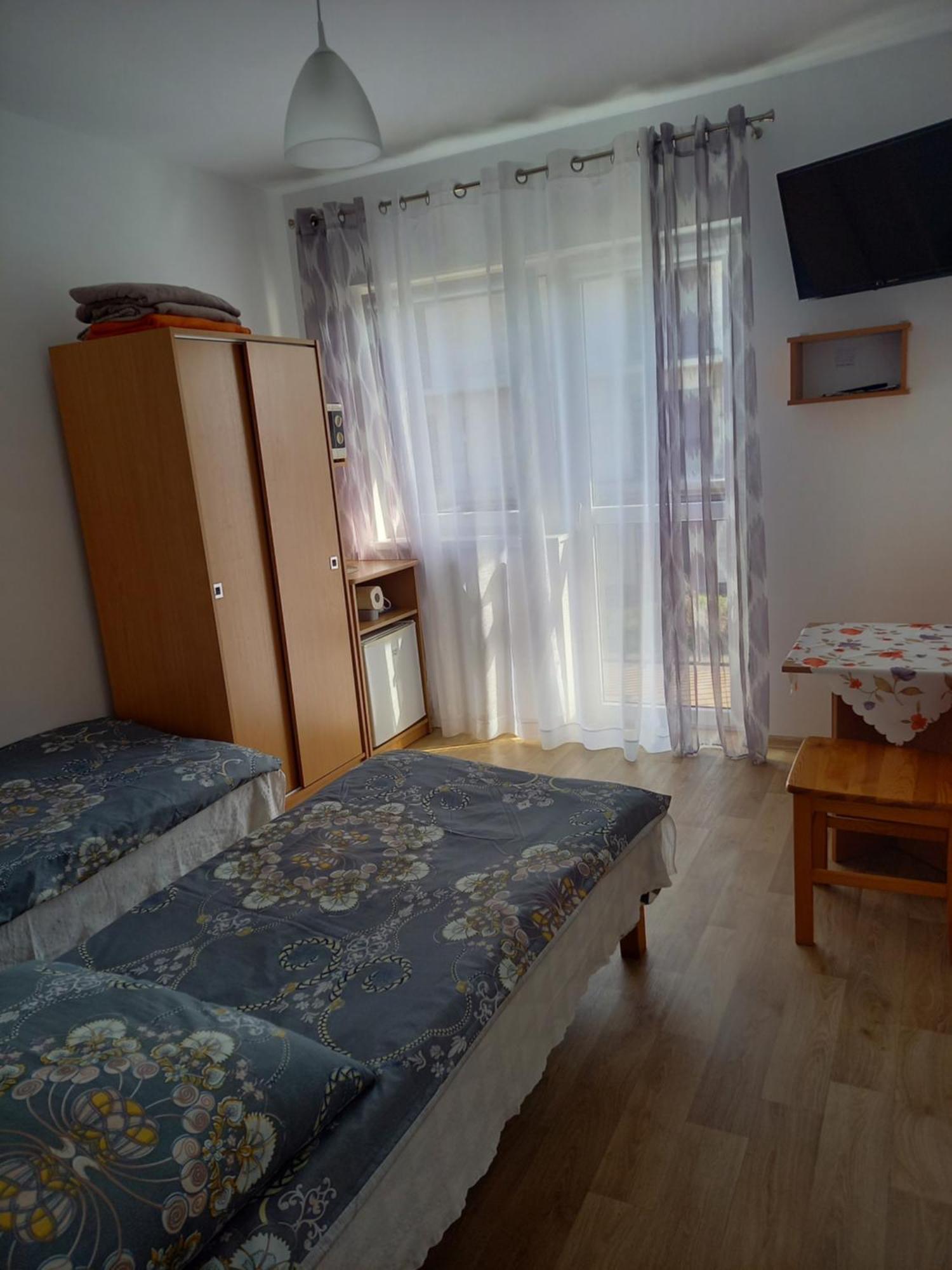 Pokoje Goscinne U Teresy Mrzeżyno Exterior foto