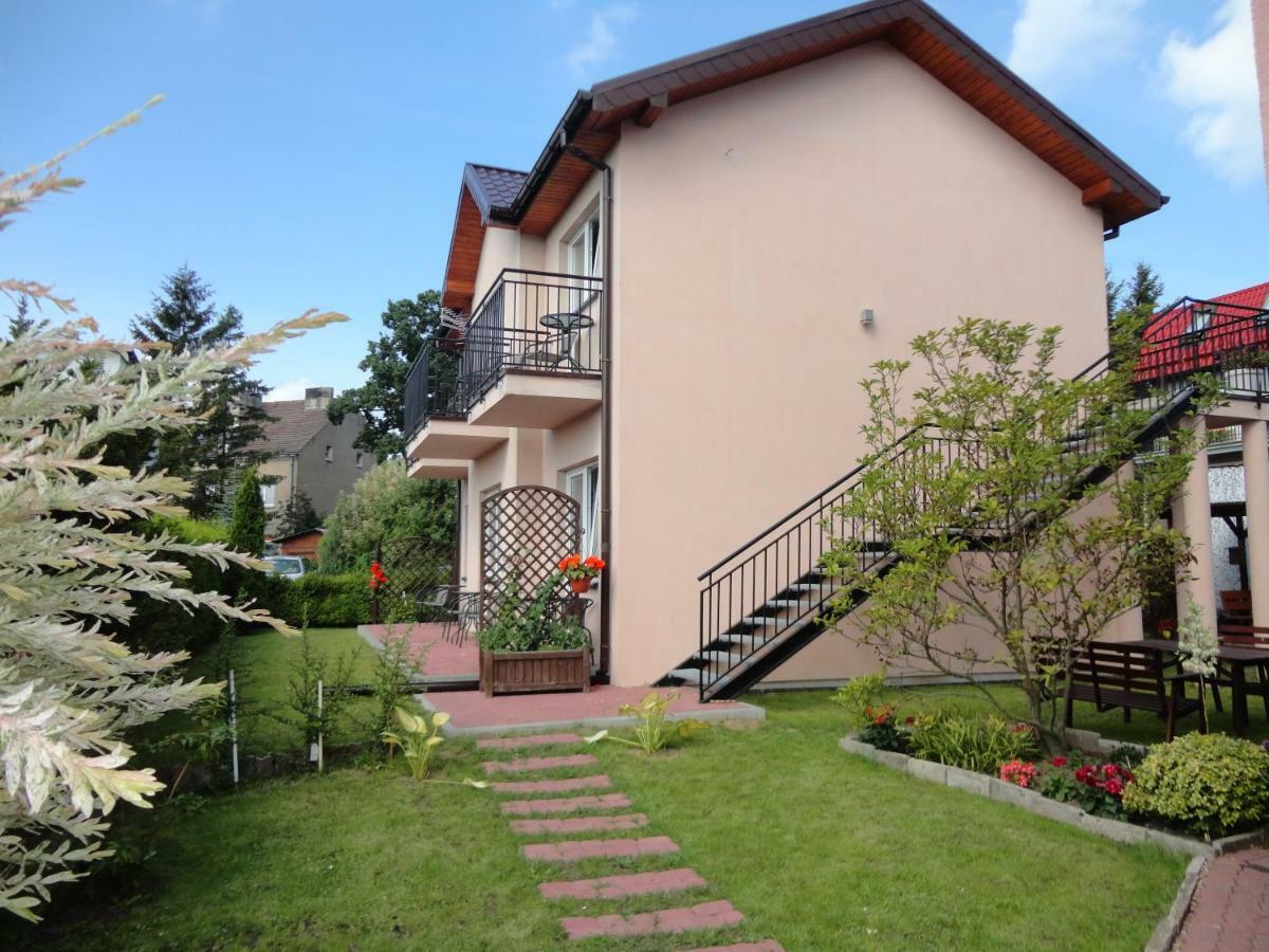 Pokoje Goscinne U Teresy Mrzeżyno Exterior foto